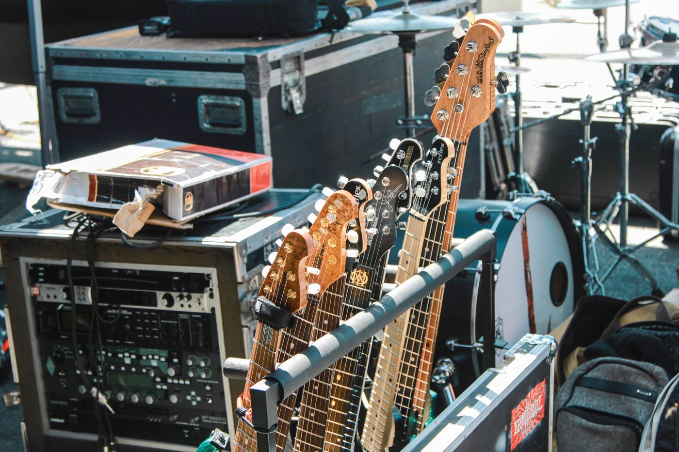 The New Low guitar boat