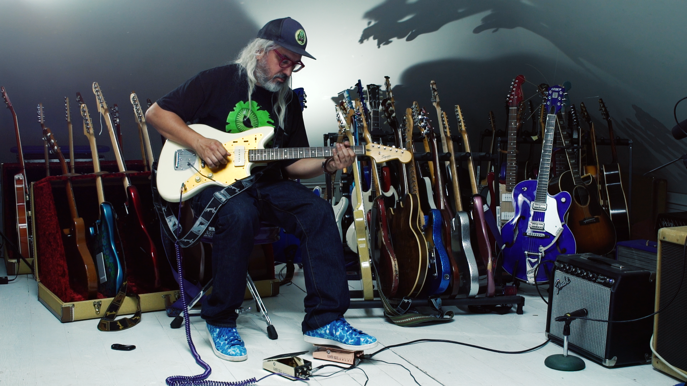 J Mascis