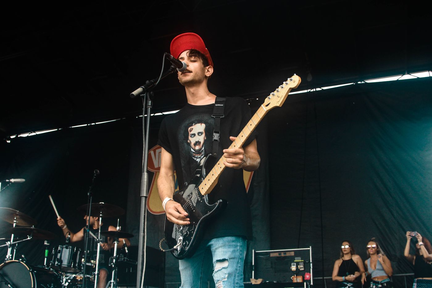 PLAY Warped Winner 7 Minutes In Heaven