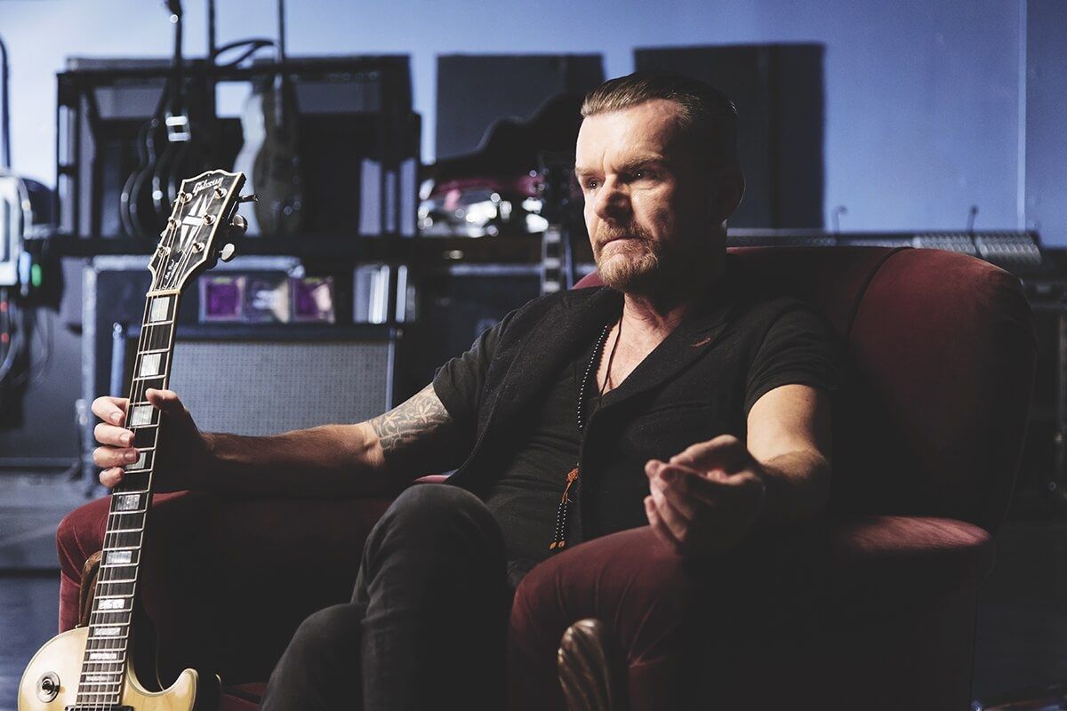 Watch Ernie Ball: Pursuit of Tone Starring Billy Duffy