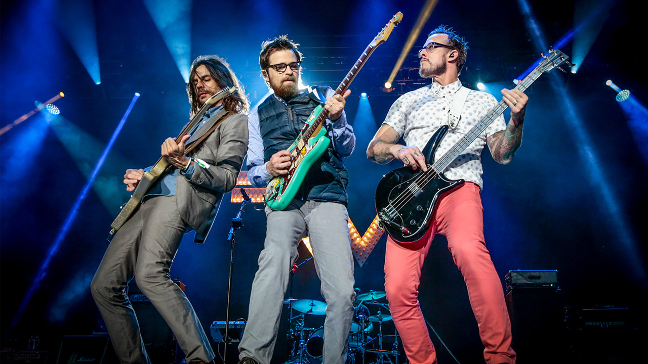 Weezer Covers 'Everybody Wants to Rule the World' on Jimmy Kimmel Live
