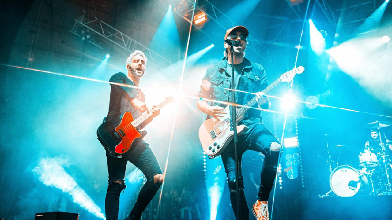 All Time Low Debuts New Single "Getaway Green" at Slam Dunk Festival