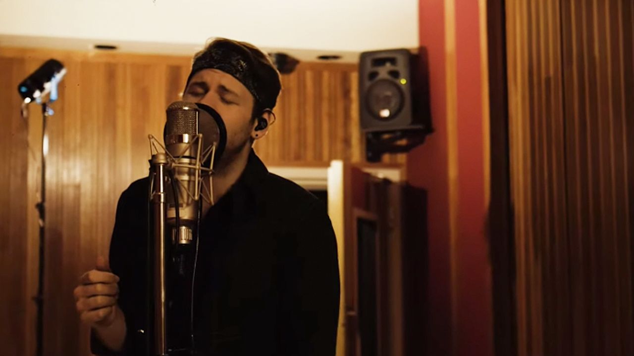 Beartooth Tease Acoustic EP with New Track, "Clever"