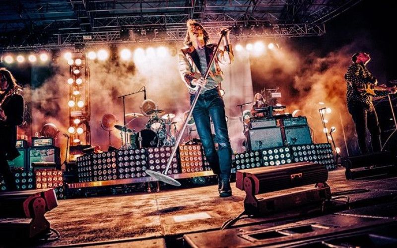 Cage the Elephant Announces New Album "Social Cues"