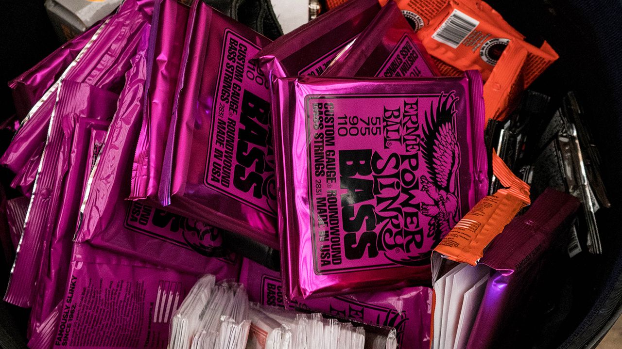 Ernie Ball: Bass String Buyer's Guide