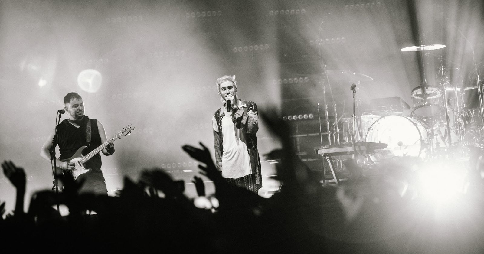 Ernie Ball Weekly: Maroon 5, Walk the Moon, and Of Mice and Men