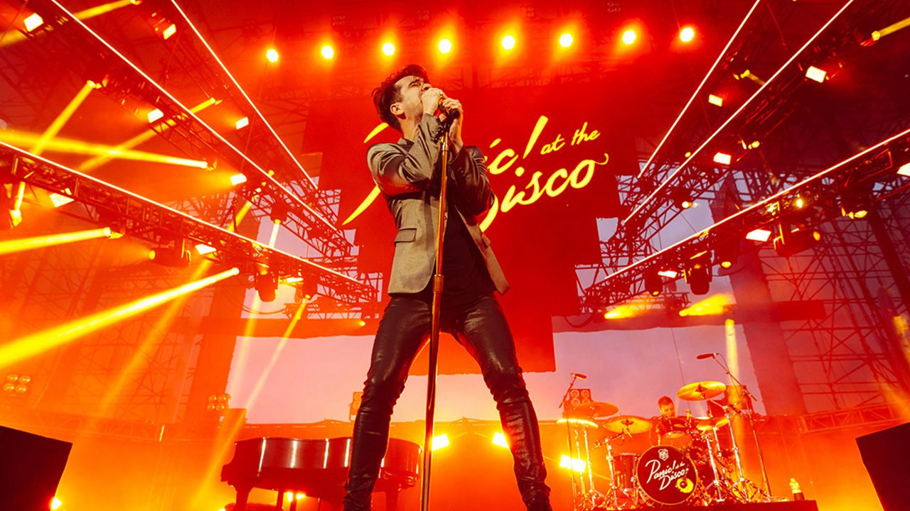 Ernie Ball Weekly: Panic! At The Disco, Alice In Chains, Weezer, and More