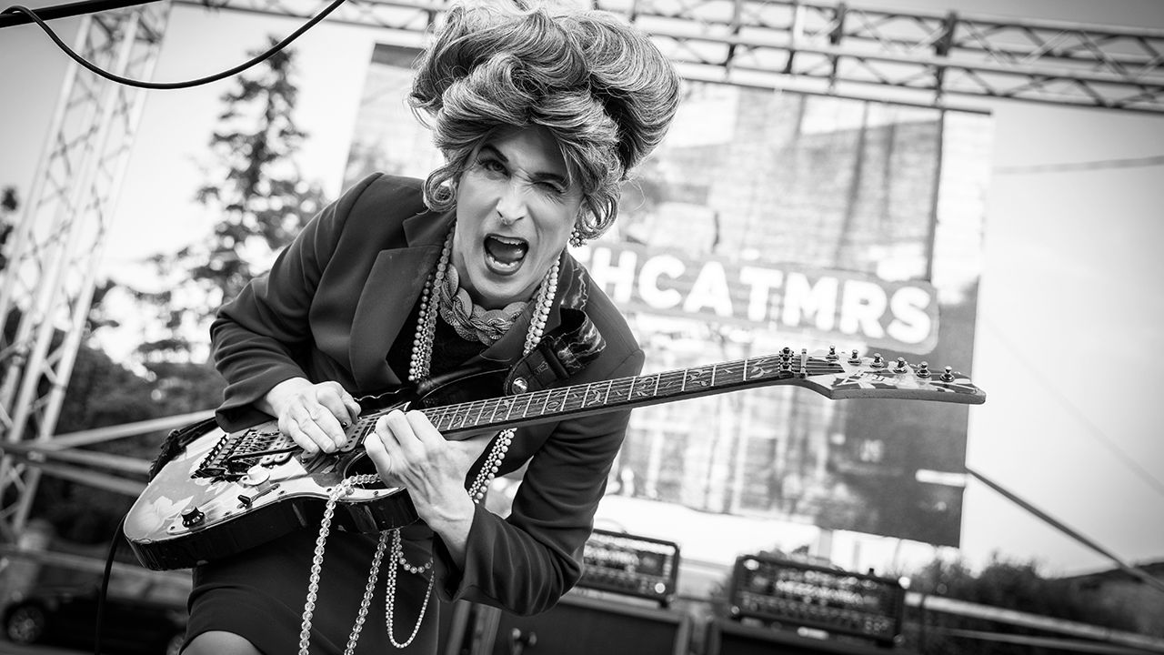 Follow Friday: Mrs. Smith, Ken Susi, Hot Mulligan, and More.
