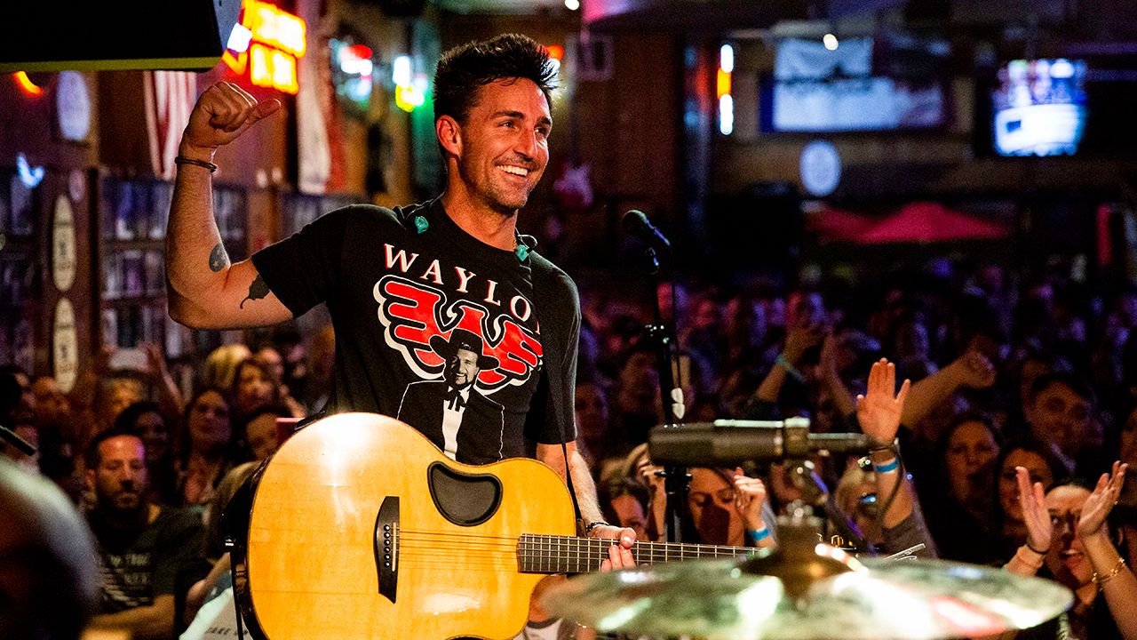 Getting to Know: Jake Owen, Don Broco, and The Wonder Years