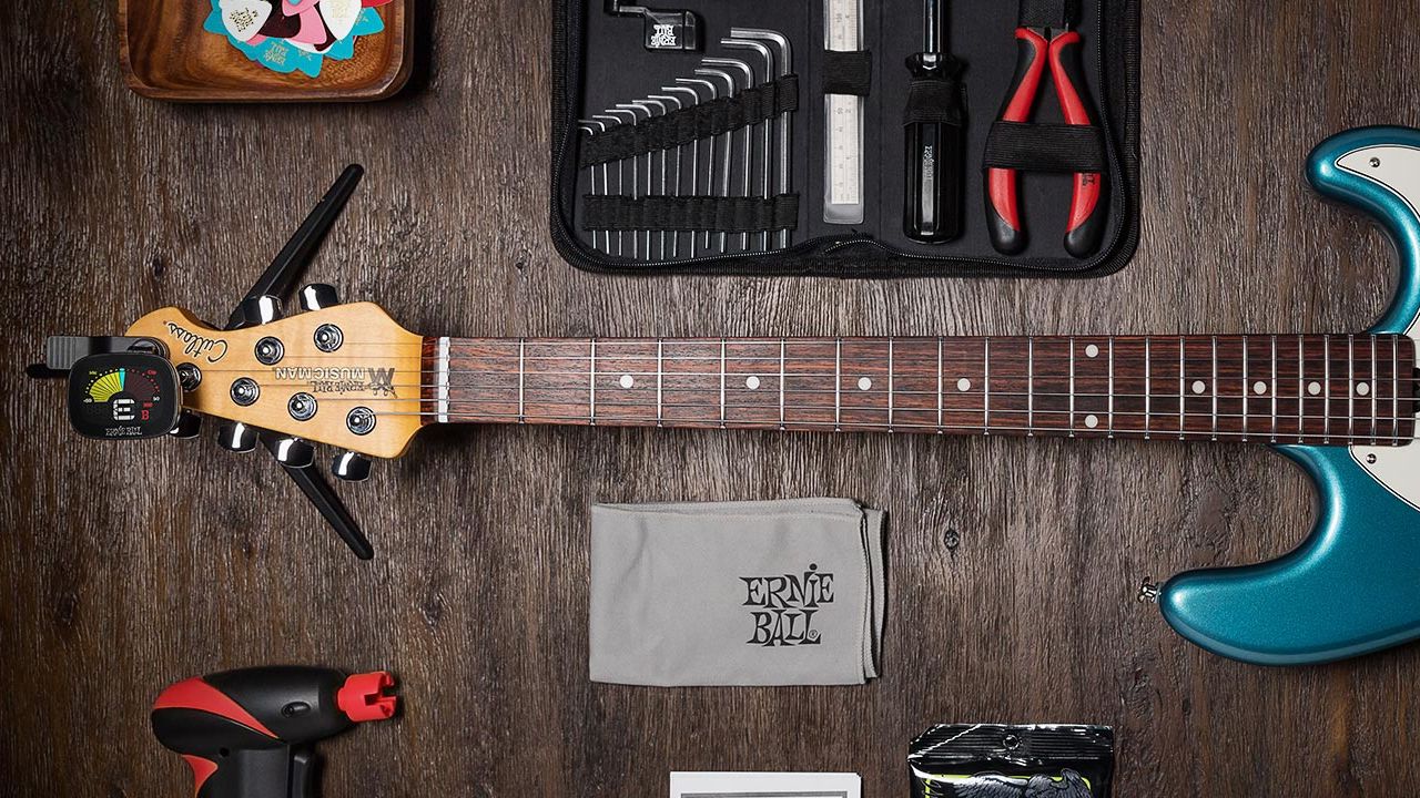 How To Avoid Breaking Guitar Strings