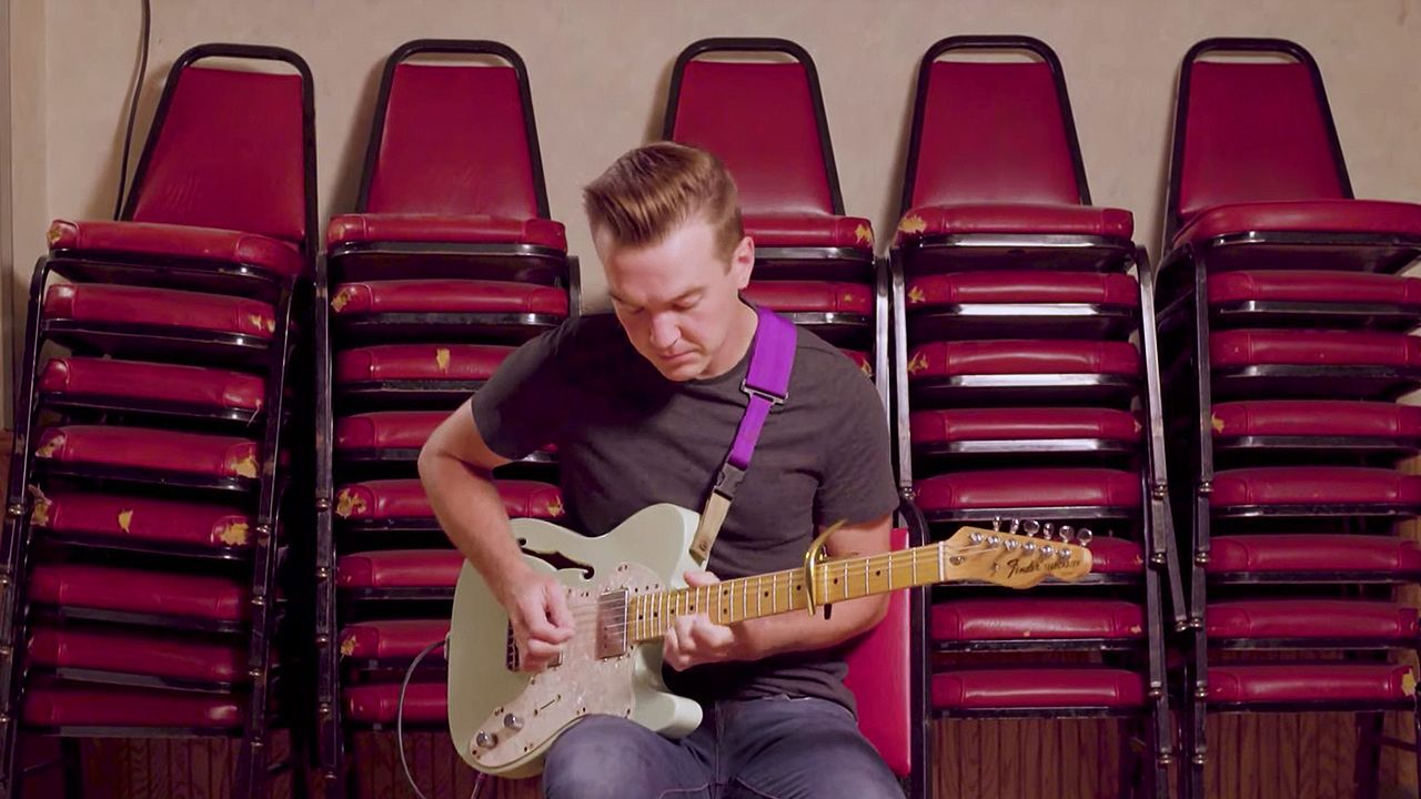 How to Use a Capo on an Electric Guitar with Tiny Moving Parts