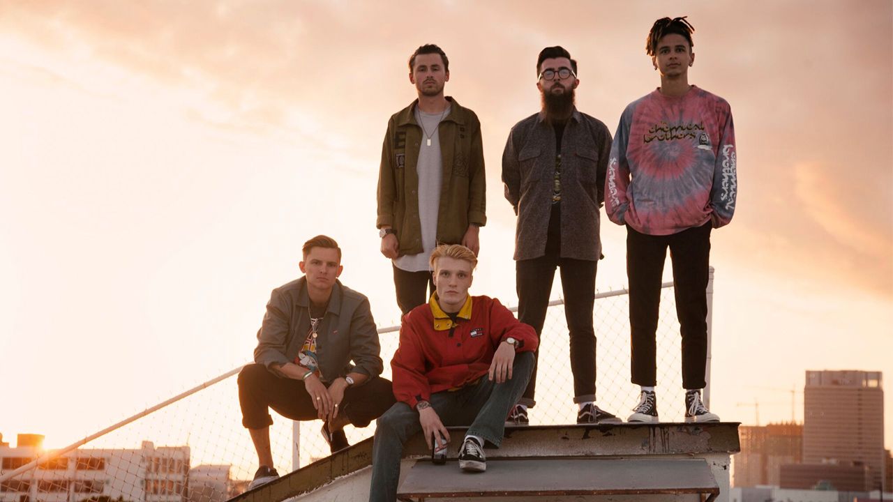 Neck Deep Releases New Song & Music Video for "In Bloom"