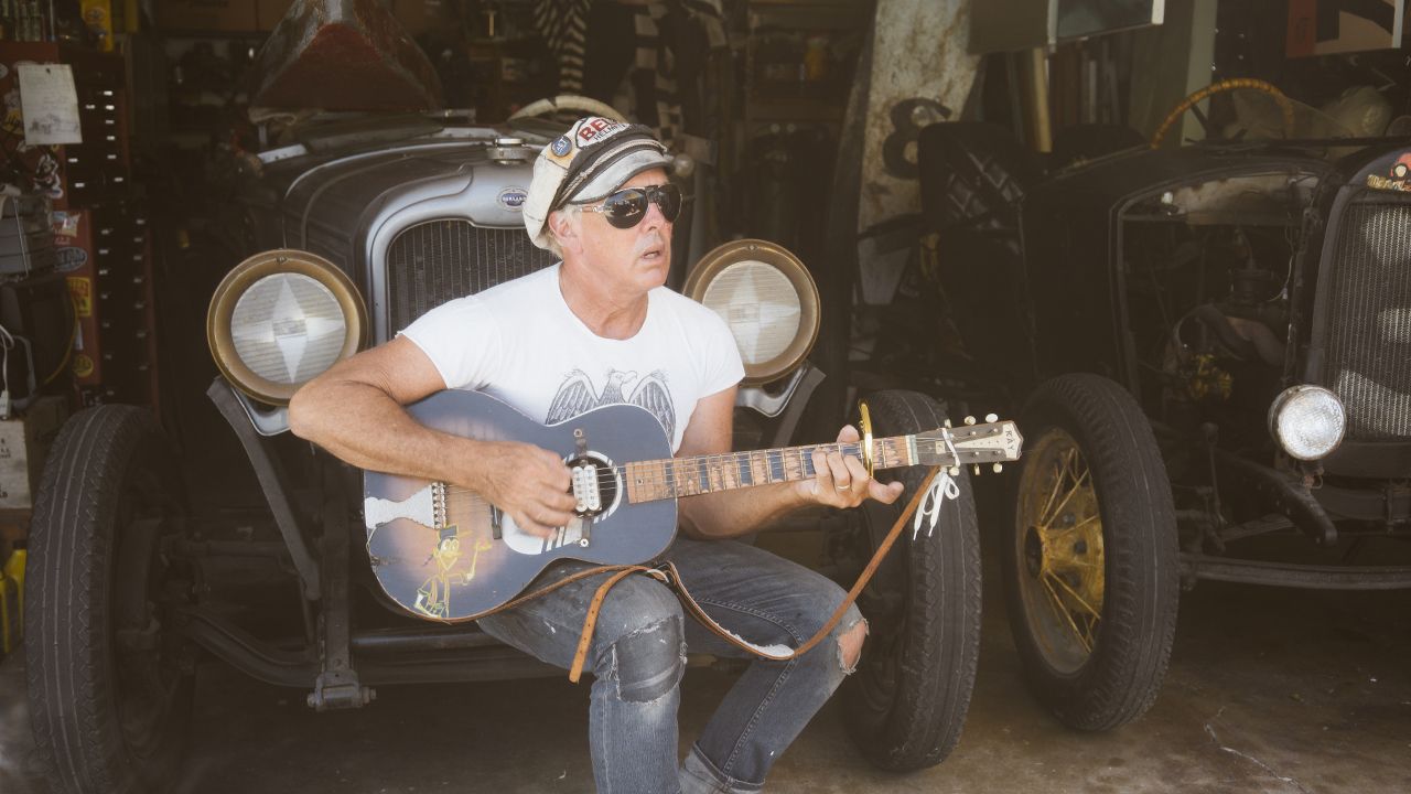 Speedsters, 'Kook Boxes,' and Rockabilly: A Day in the Life with Artist Brian Bent