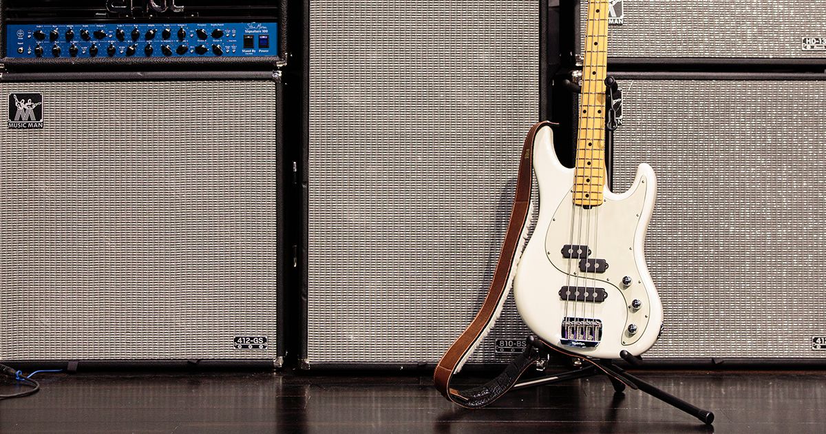 Strap on Bass 2