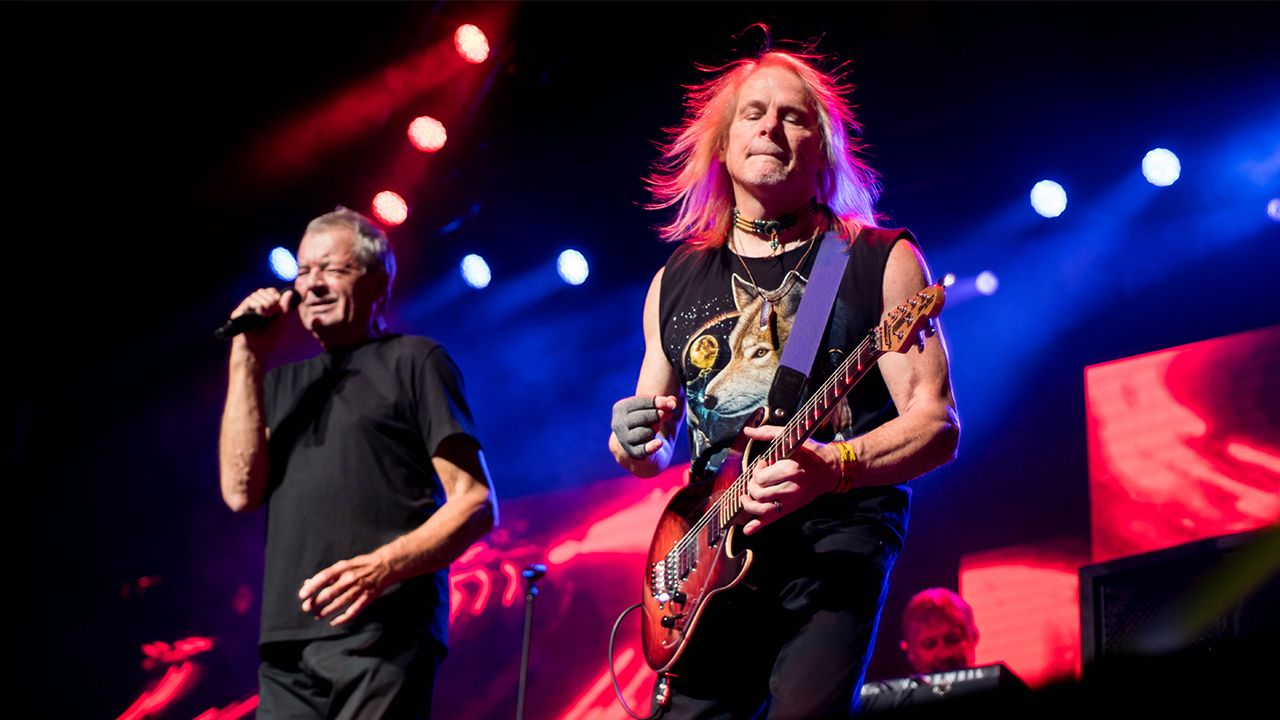 Out on Tour with Steve Morse of Deep Purple